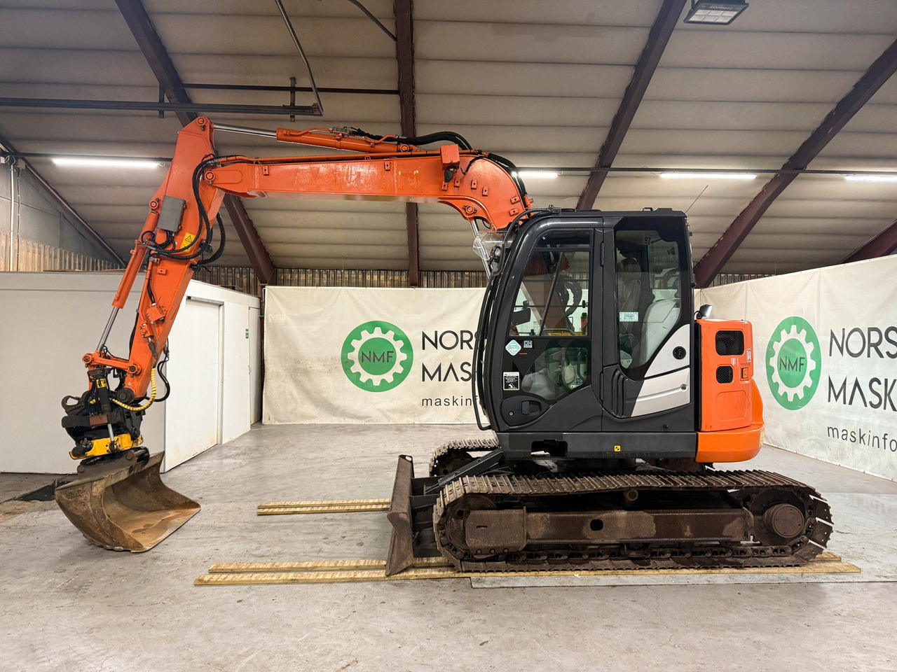 Hitachi ZX85US-5A - Crawler excavator: picture 2 Hitachi ZX85US-5A - Crawler excavator: picture 2