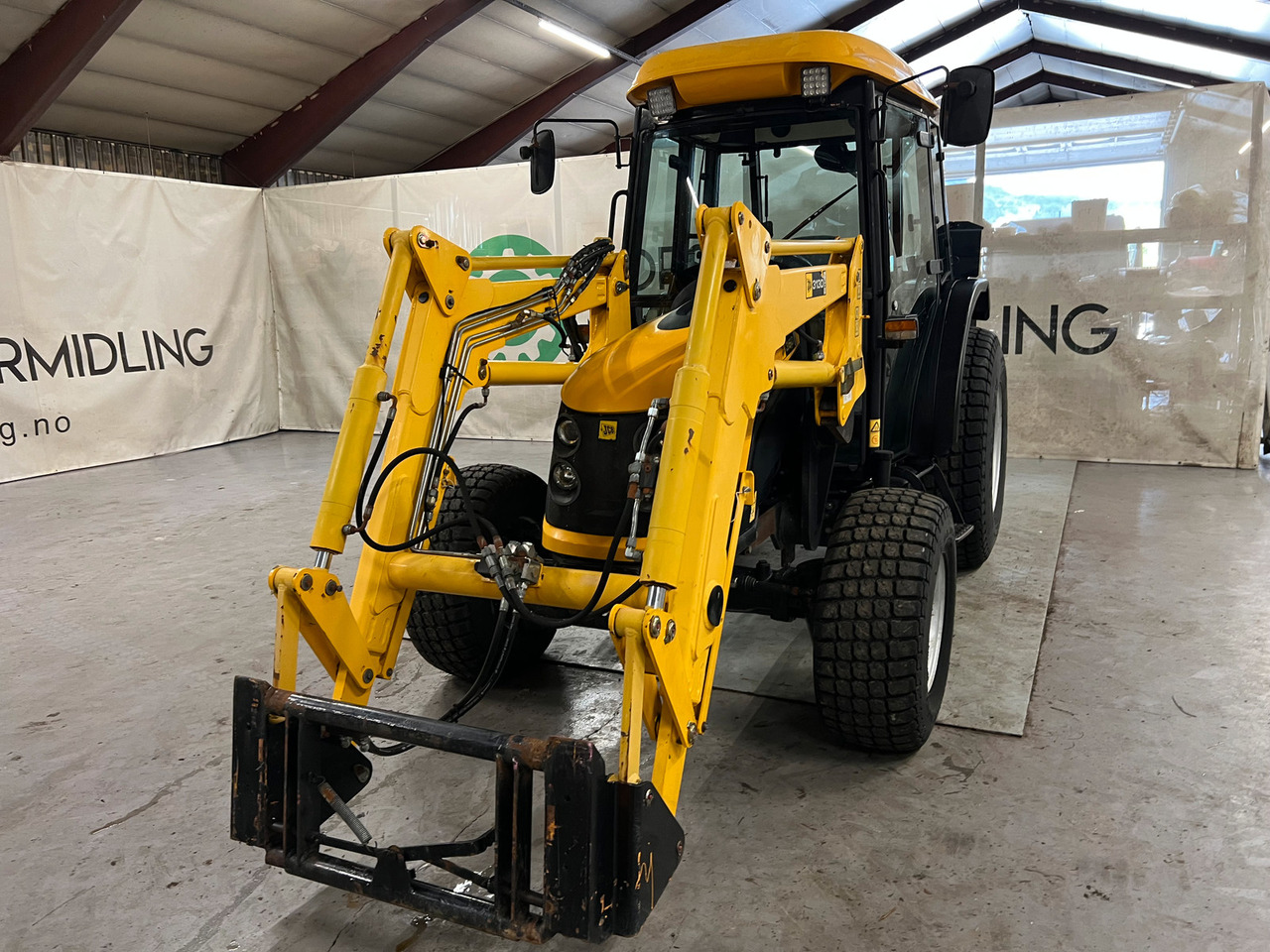 JCB 360 - Farm tractor: picture 3 JCB 360 - Farm tractor: picture 3