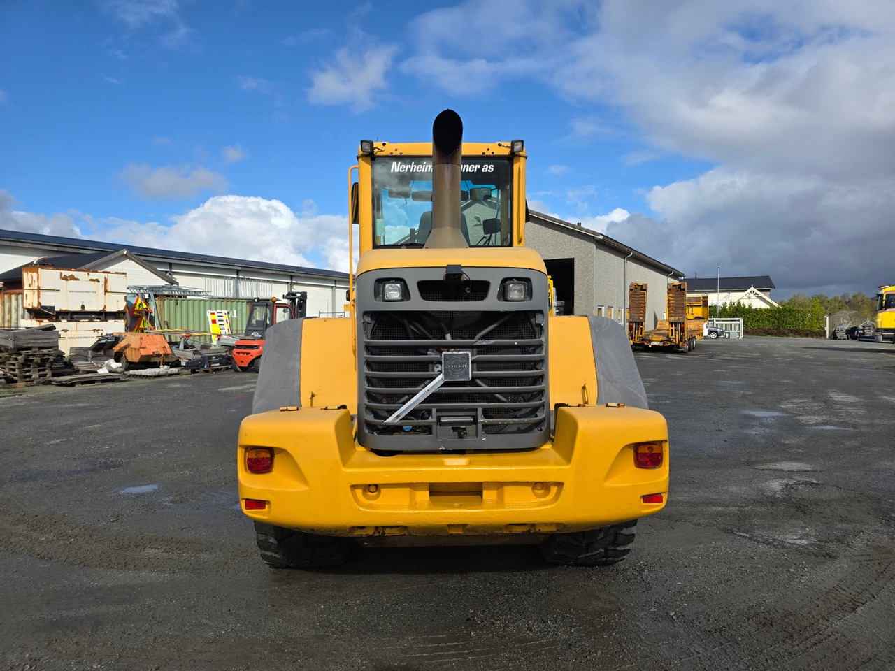 Volvo L90E - Wheel loader: picture 3 Volvo L90E - Wheel loader: picture 3