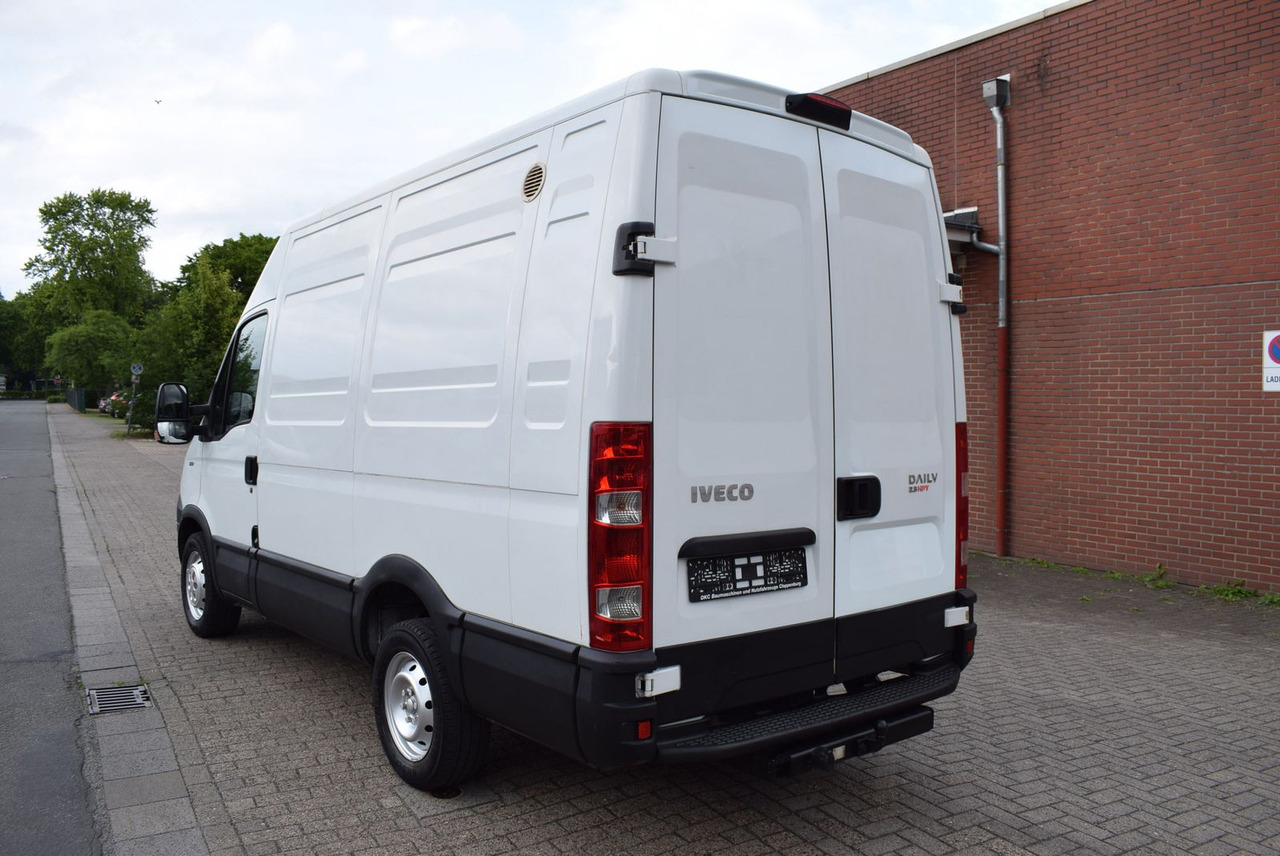Iveco Daily 35 S 14L2H2 AHK Regale Standheizung - Panel van: picture 5 Iveco Daily 35 S 14L2H2 AHK Regale Standheizung - Panel van: picture 5