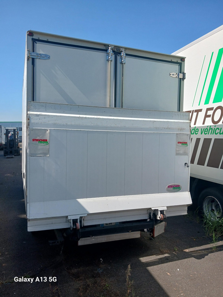 IVECO DAILY 35S14 KONTENER CHŁODNIA WINDA NR 881 - Refrigerated delivery van: picture 1 IVECO DAILY 35S14 KONTENER CHŁODNIA WINDA NR 881 - Refrigerated delivery van: picture 1