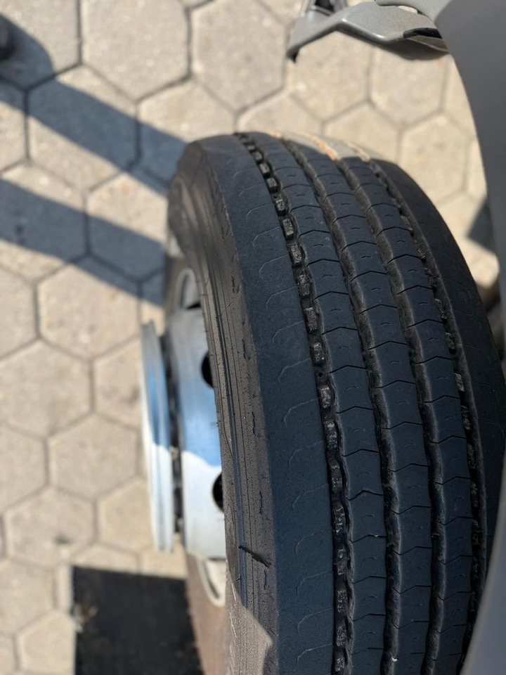 Volvo FL 42 R 240 +Thermoking T-880R+Kamera leasing Volvo FL 42 R 240 +Thermoking T-880R+Kamera: picture 16 Volvo FL 42 R 240 +Thermoking T-880R+Kamera leasing Volvo FL 42 R 240 +Thermoking T-880R+Kamera: picture 16