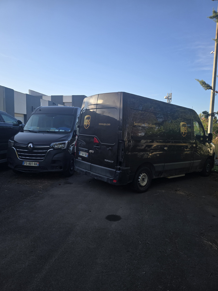 RENAULT MASTER - Small van: picture 2 RENAULT MASTER - Small van: picture 2