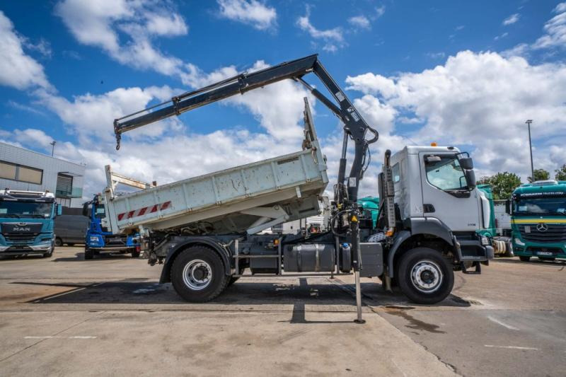 Renault KERAX 370 DXI + TRI BENNE+HIAB 16t/m + 2 EXT - Tipper, Crane truck: picture 3 Renault KERAX 370 DXI + TRI BENNE+HIAB 16t/m + 2 EXT - Tipper, Crane truck: picture 3