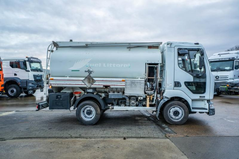 Renault MIDLUM 180 DCI + CUVE 6000L/ 3 COMP - Tank truck: picture 3 Renault MIDLUM 180 DCI + CUVE 6000L/ 3 COMP - Tank truck: picture 3