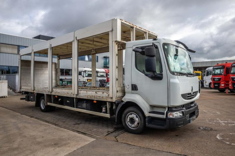 Renault MIDLUM 180 DXI (12 T) - Curtainsider truck: picture 2 Renault MIDLUM 180 DXI (12 T) - Curtainsider truck: picture 2