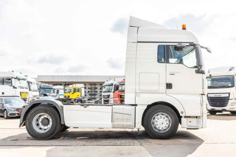 MAN TGX 18.440 XLX+INTARDER - Tractor unit: picture 4 MAN TGX 18.440 XLX+INTARDER - Tractor unit: picture 4