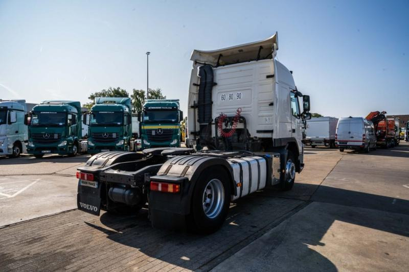 Volvo FM (FH) 460 GLOB +VOITH+KIPHYDR. - Tractor unit: picture 4 Volvo FM (FH) 460 GLOB +VOITH+KIPHYDR. - Tractor unit: picture 4