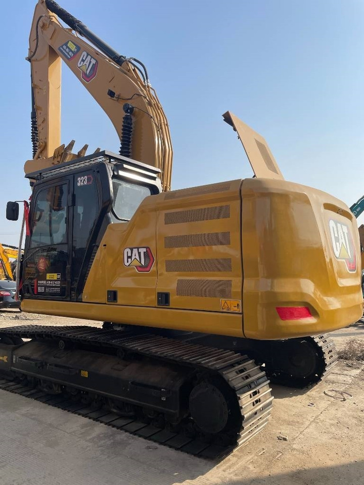 CAT 323 - Crawler excavator: picture 5 CAT 323 - Crawler excavator: picture 5