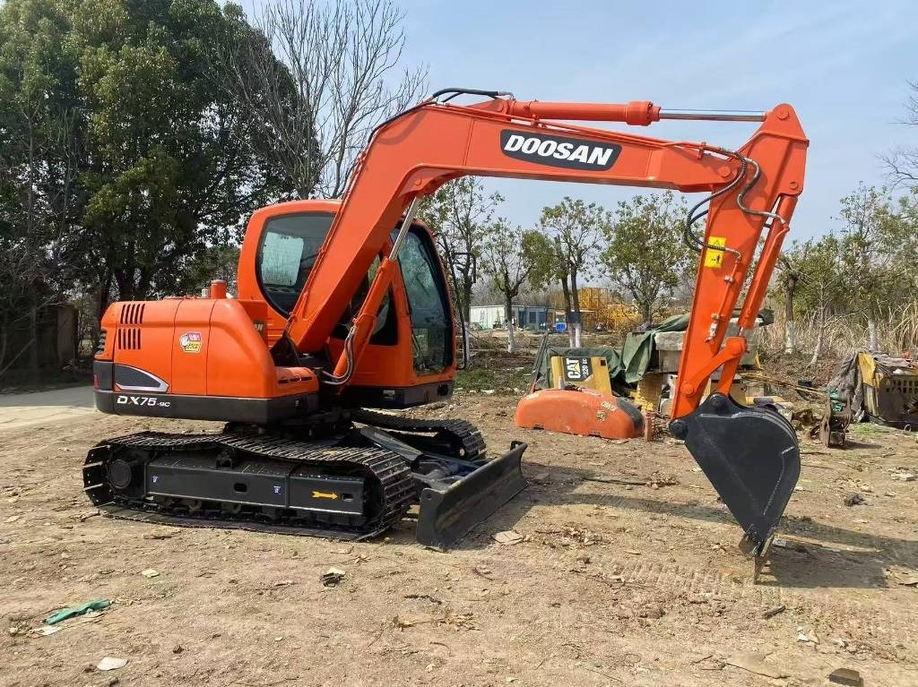 Doosan DX 75-9 C - Mini excavator: picture 4 Doosan DX 75-9 C - Mini excavator: picture 4