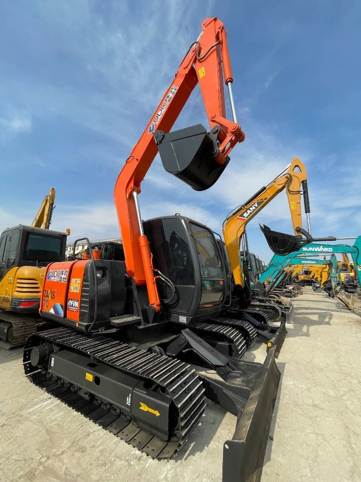 Hitachi ZX 70 - Mini excavator: picture 3 Hitachi ZX 70 - Mini excavator: picture 3