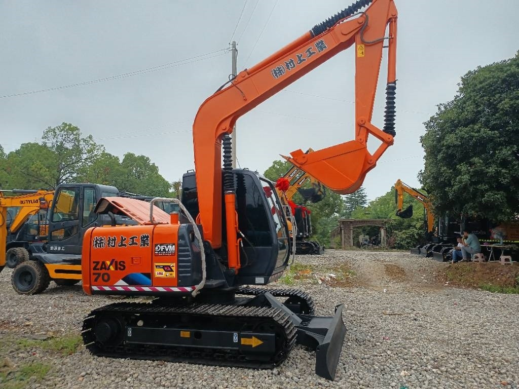 Hitachi ZX70  - Crawler excavator: picture 2 Hitachi ZX70  - Crawler excavator: picture 2