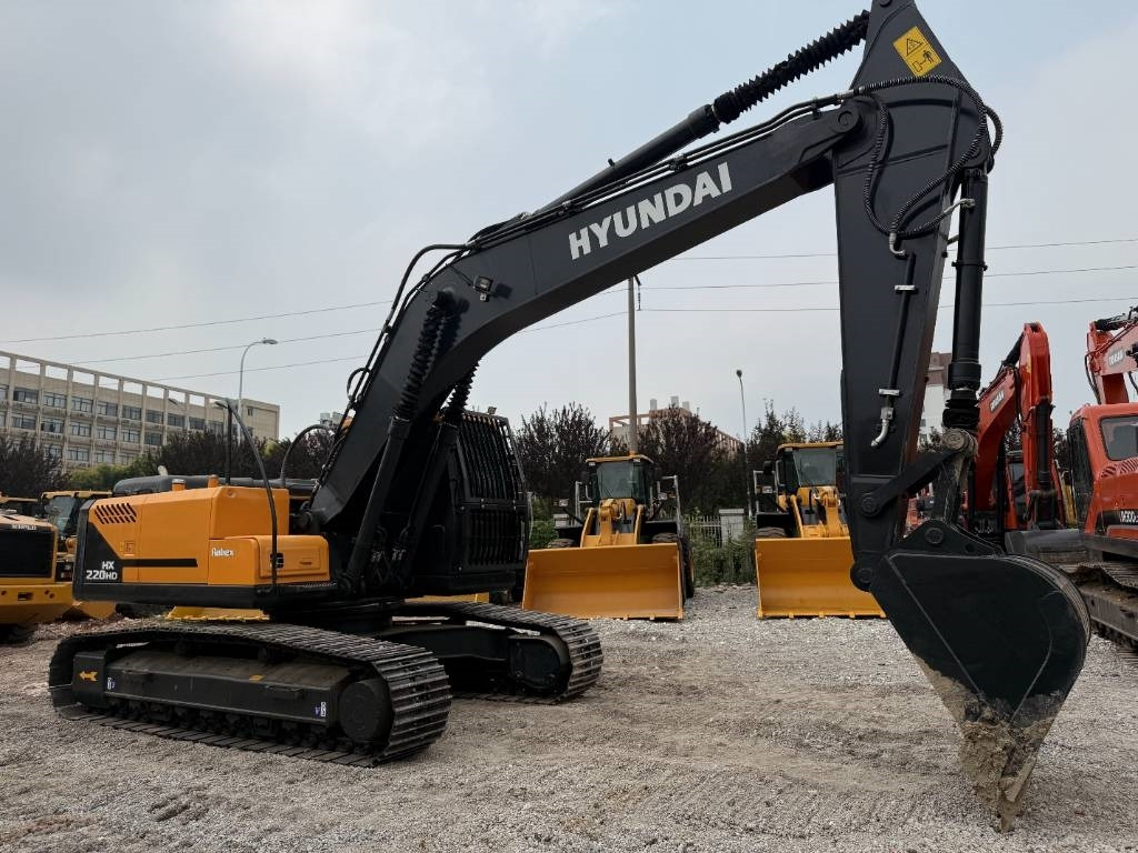 Hyundai HX 220  - Crawler excavator: picture 5 Hyundai HX 220  - Crawler excavator: picture 5