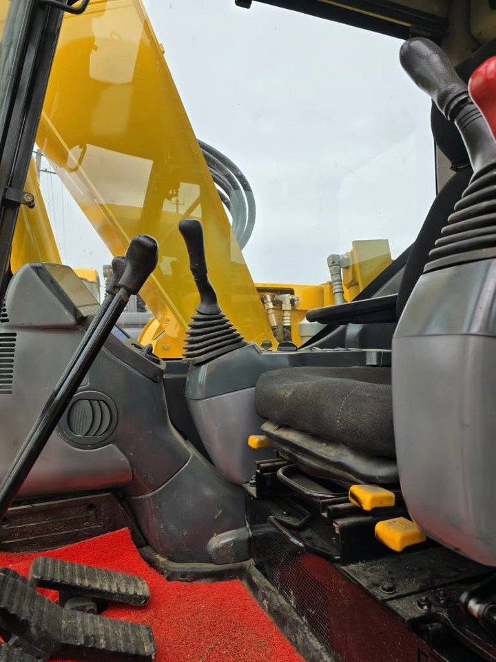 Crawler excavator Komatsu PC 128 US: picture 6