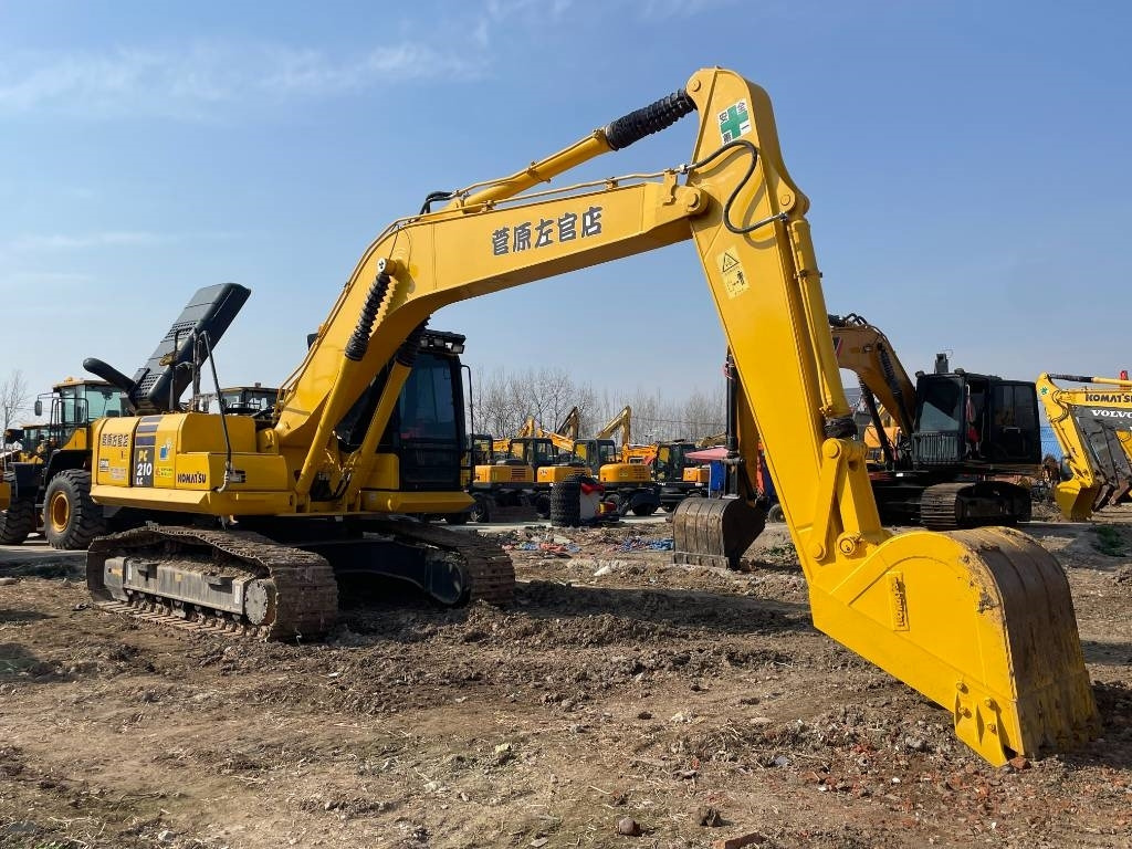 Komatsu PC 210 LC - Crawler excavator: picture 5 Komatsu PC 210 LC - Crawler excavator: picture 5