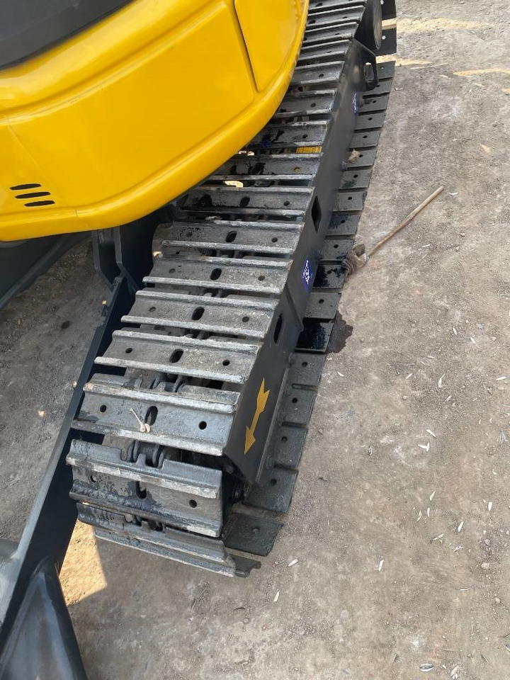 Komatsu PC 35 - Crawler excavator: picture 4 Komatsu PC 35 - Crawler excavator: picture 4