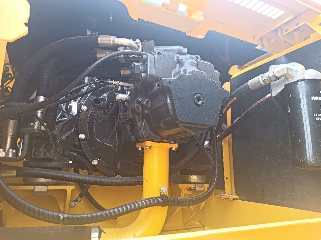 Komatsu PC 350 - Crawler excavator: picture 4 Komatsu PC 350 - Crawler excavator: picture 4
