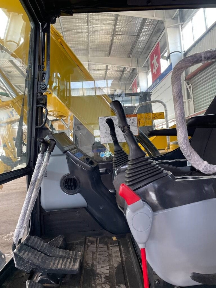 Komatsu PC 70 - Mini excavator: picture 2 Komatsu PC 70 - Mini excavator: picture 2