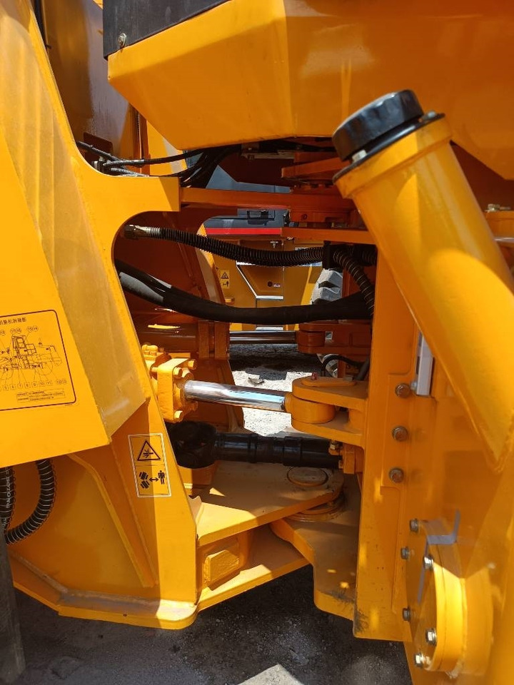 Liugong CLG 856 - Wheel loader: picture 2 Liugong CLG 856 - Wheel loader: picture 2