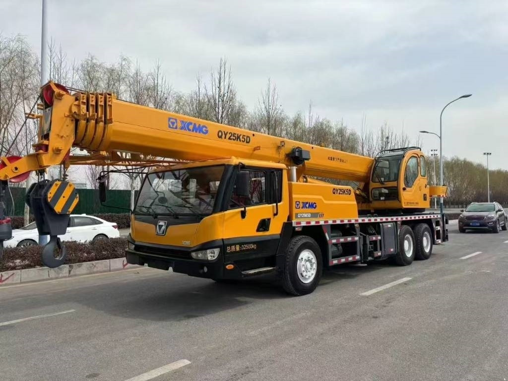 XCMG QY 25 K - All terrain crane: picture 1 XCMG QY 25 K - All terrain crane: picture 1