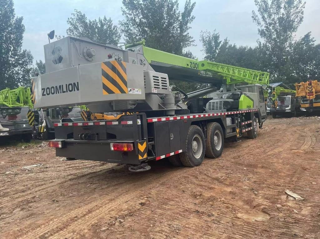 Zoomlion ZTC 500 V - All terrain crane: picture 2 Zoomlion ZTC 500 V - All terrain crane: picture 2
