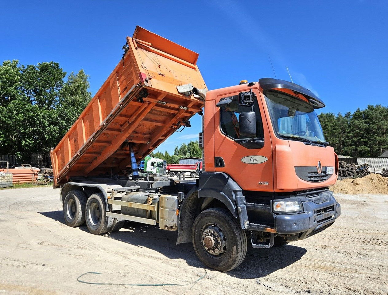 Renault Kerax 450 - Tipper: picture 3 Renault Kerax 450 - Tipper: picture 3