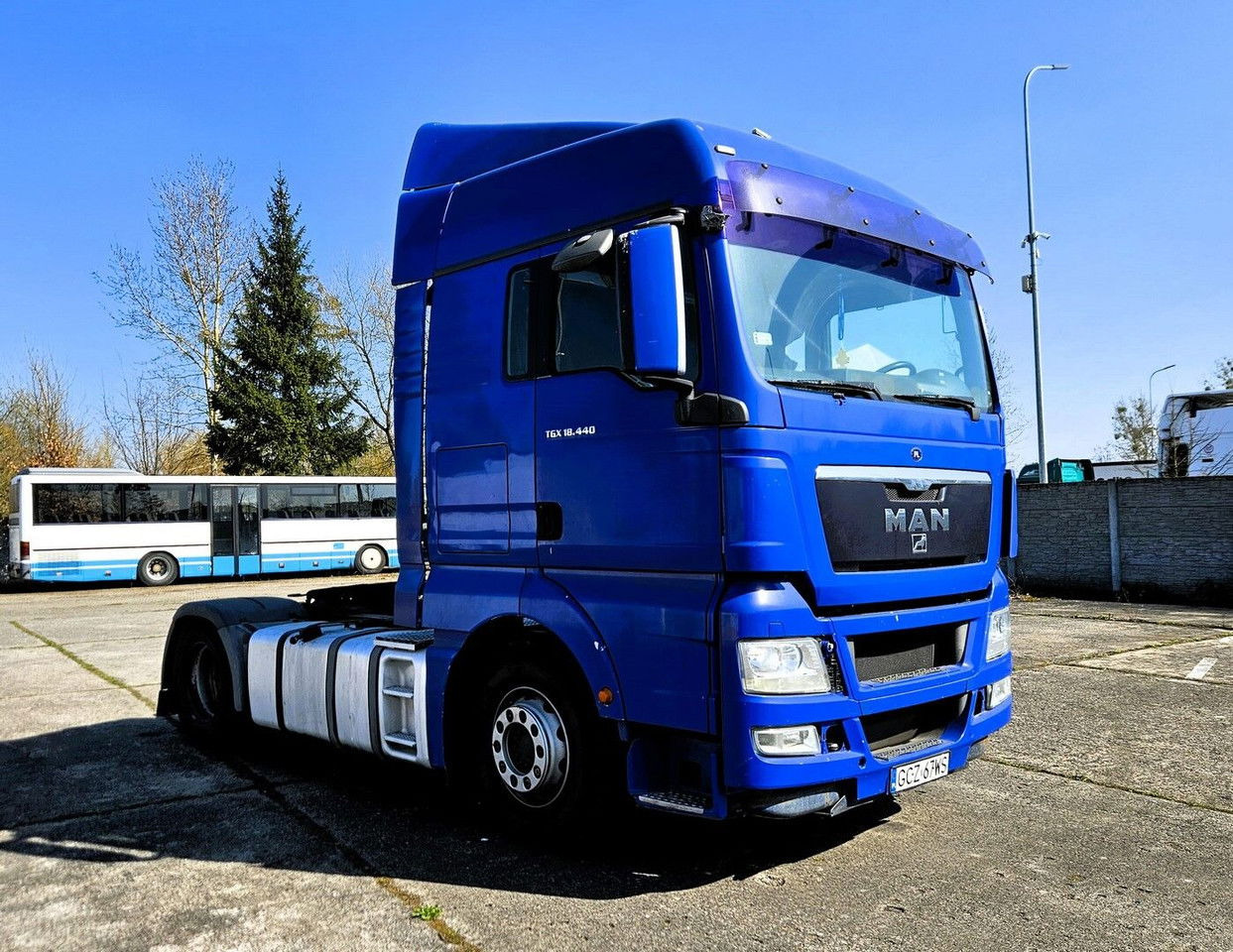 MAN TGX 18.440 - Tractor unit: picture 2 MAN TGX 18.440 - Tractor unit: picture 2