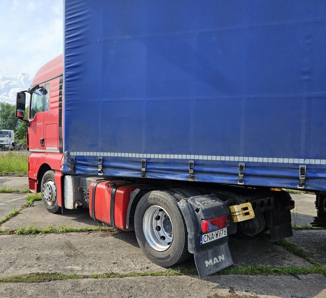 MAN TGX 18.440 XLX - manual - Tractor unit: picture 4 MAN TGX 18.440 XLX - manual - Tractor unit: picture 4