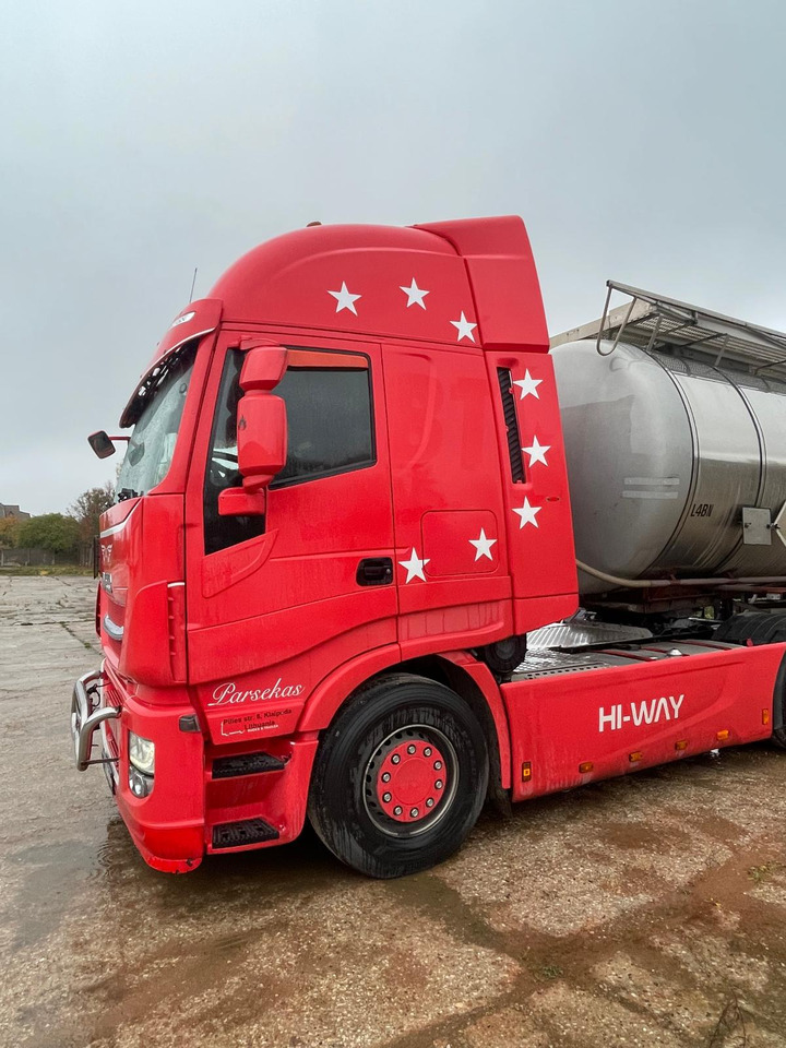 IVECO STRALIS AS440 T/P Retarder - Tractor unit: picture 4 IVECO STRALIS AS440 T/P Retarder - Tractor unit: picture 4