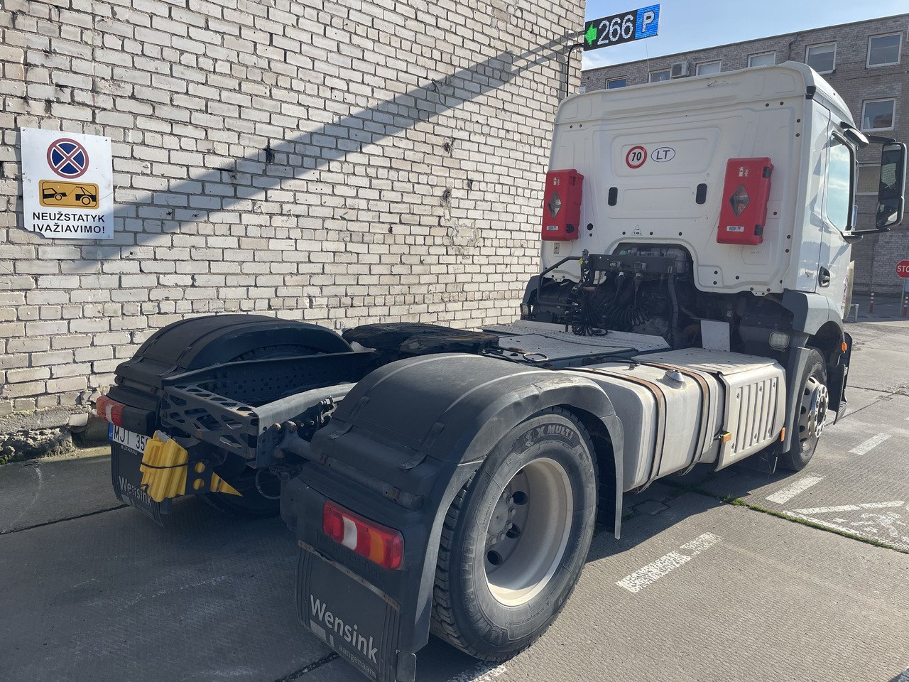 MERCEDES-BENZ ANTOS 1835 RETARDER EURO 6 ADR - Tractor unit: picture 5 MERCEDES-BENZ ANTOS 1835 RETARDER EURO 6 ADR - Tractor unit: picture 5