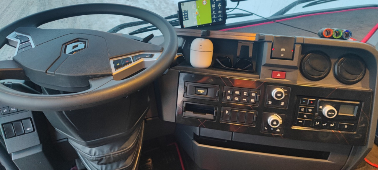 Renault T480 Euro 6 Turbo Compound - Tractor unit: picture 5 Renault T480 Euro 6 Turbo Compound - Tractor unit: picture 5