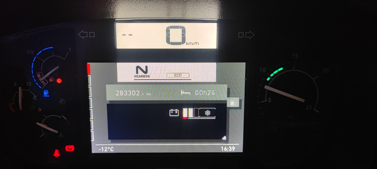 Renault T480 Euro 6 Turbo Compound leasing Renault T480 Euro 6 Turbo Compound: picture 6