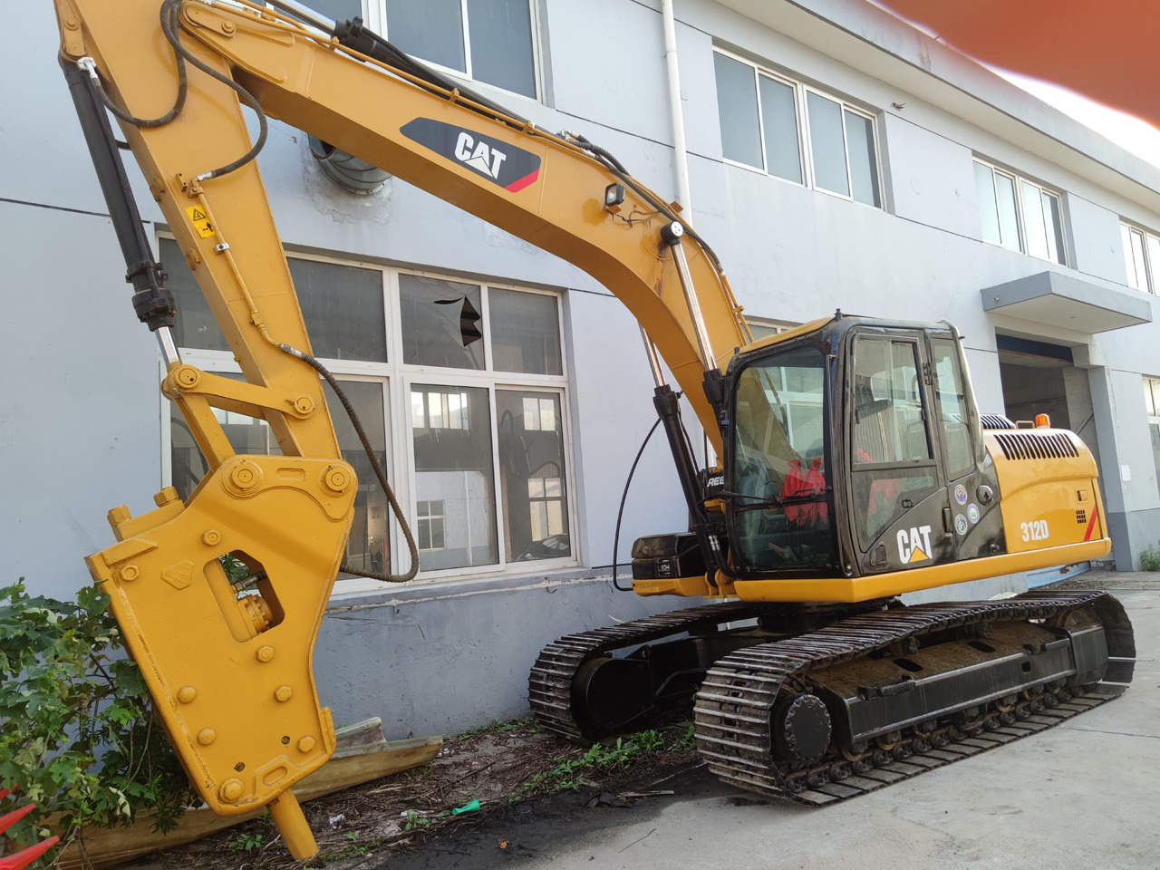 CATERPILLAR 312D - Crawler excavator: picture 2 CATERPILLAR 312D - Crawler excavator: picture 2