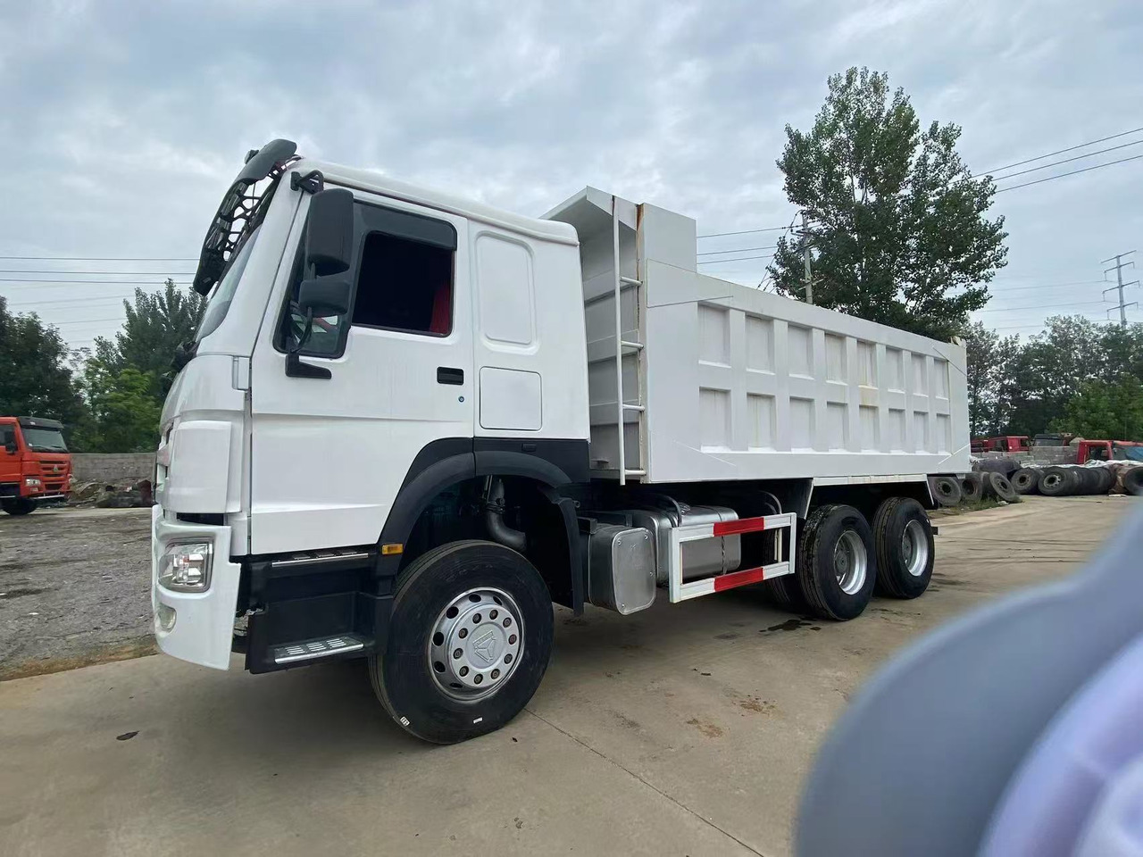 HOWO 371 - Construction machinery: picture 1 HOWO 371 - Construction machinery: picture 1