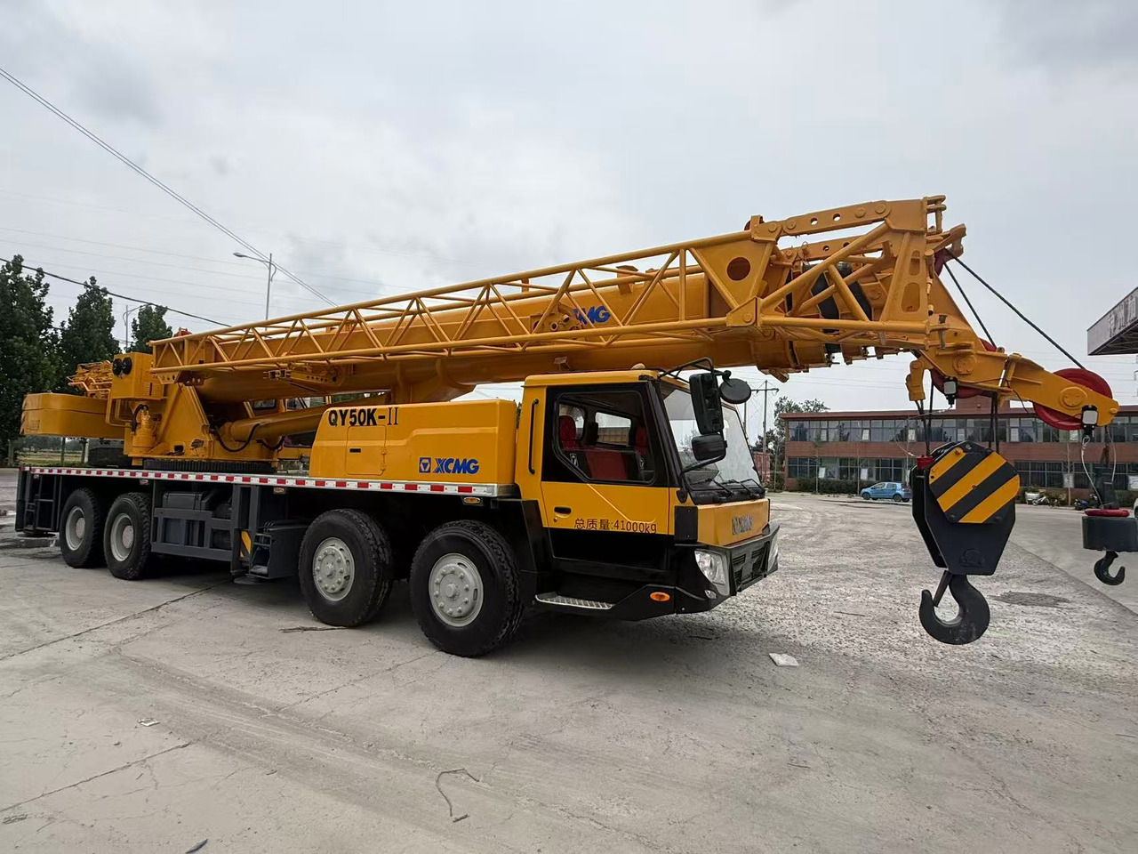 XCMG QY50K truck crane 50ton - Mobile crane: picture 2 XCMG QY50K truck crane 50ton - Mobile crane: picture 2