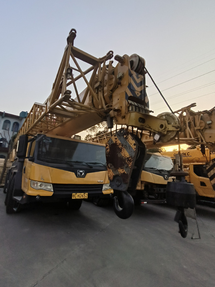 Mobile crane XCMG XCT80 80TON Used truck crane: picture 6