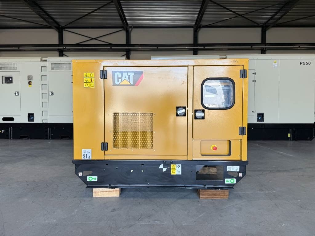 CAT DE22E3 - 22 kVA Generator - DPX-12641 - Generator set: picture 1 CAT DE22E3 - 22 kVA Generator - DPX-12641 - Generator set: picture 1