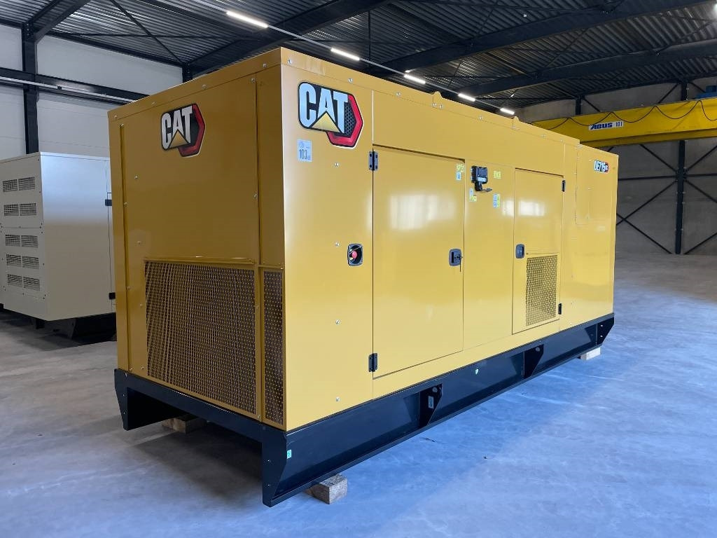 CAT DE715GC - 715 kVA Stand-by Generator - DPX-18224 - Generator set: picture 2 CAT DE715GC - 715 kVA Stand-by Generator - DPX-18224 - Generator set: picture 2
