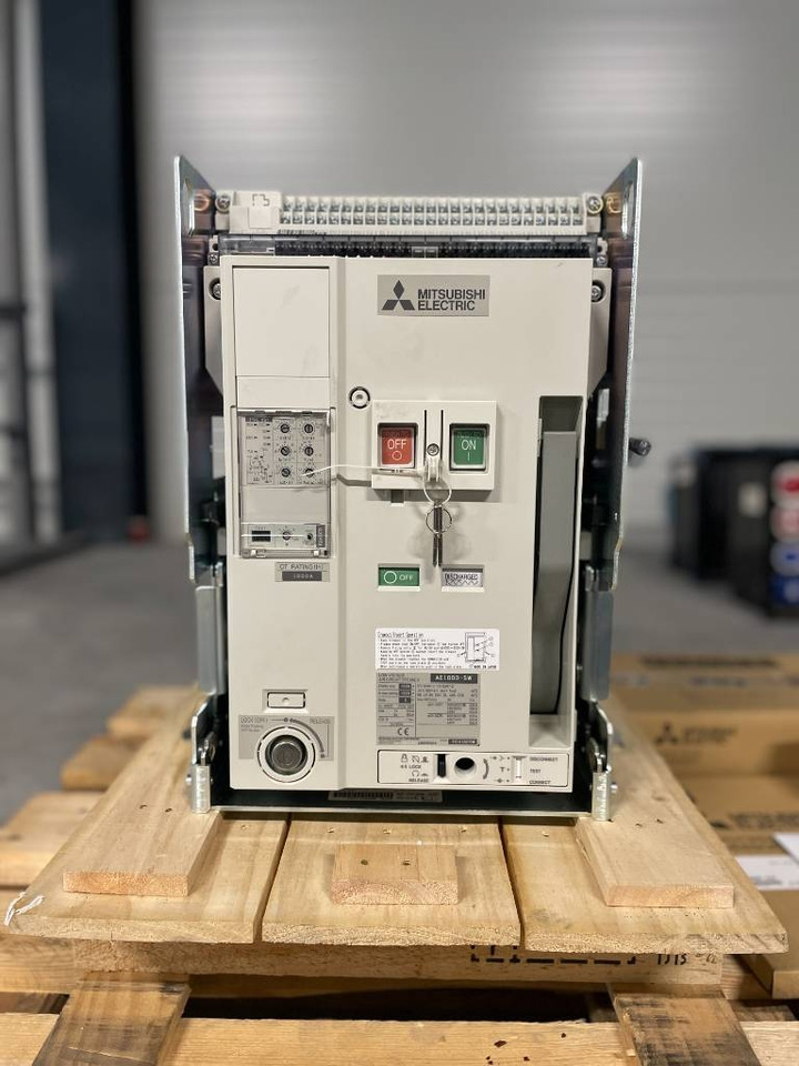 Mitsubishi Circuit breaker 1000A - AE1000-SW 3P - DPX-12648 - Construction machinery: picture 1 Mitsubishi Circuit breaker 1000A - AE1000-SW 3P - DPX-12648 - Construction machinery: picture 1