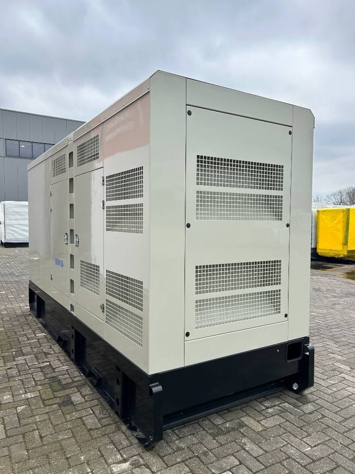 Cummins QSZ13-G10 - 600 kVA Generator - DPX-19847 - Generator set: picture 2 Cummins QSZ13-G10 - 600 kVA Generator - DPX-19847 - Generator set: picture 2