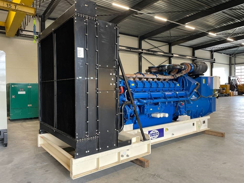FG Wilson P2250-1 - 2250 kVA Genset - DPX-16034-O - Generator set: picture 2 FG Wilson P2250-1 - 2250 kVA Genset - DPX-16034-O - Generator set: picture 2