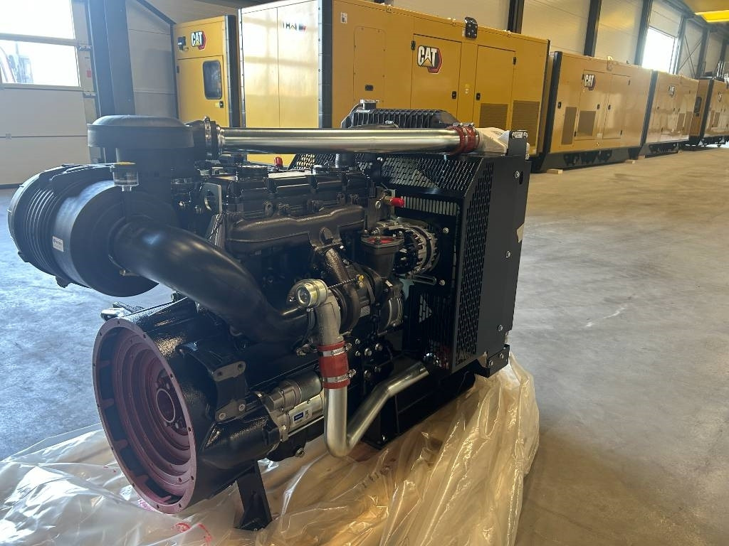 Perkins 1104D-44TA - Diesel Engine - New - Engine for Construction machinery: picture 2 Perkins 1104D-44TA - Diesel Engine - New - Engine for Construction machinery: picture 2