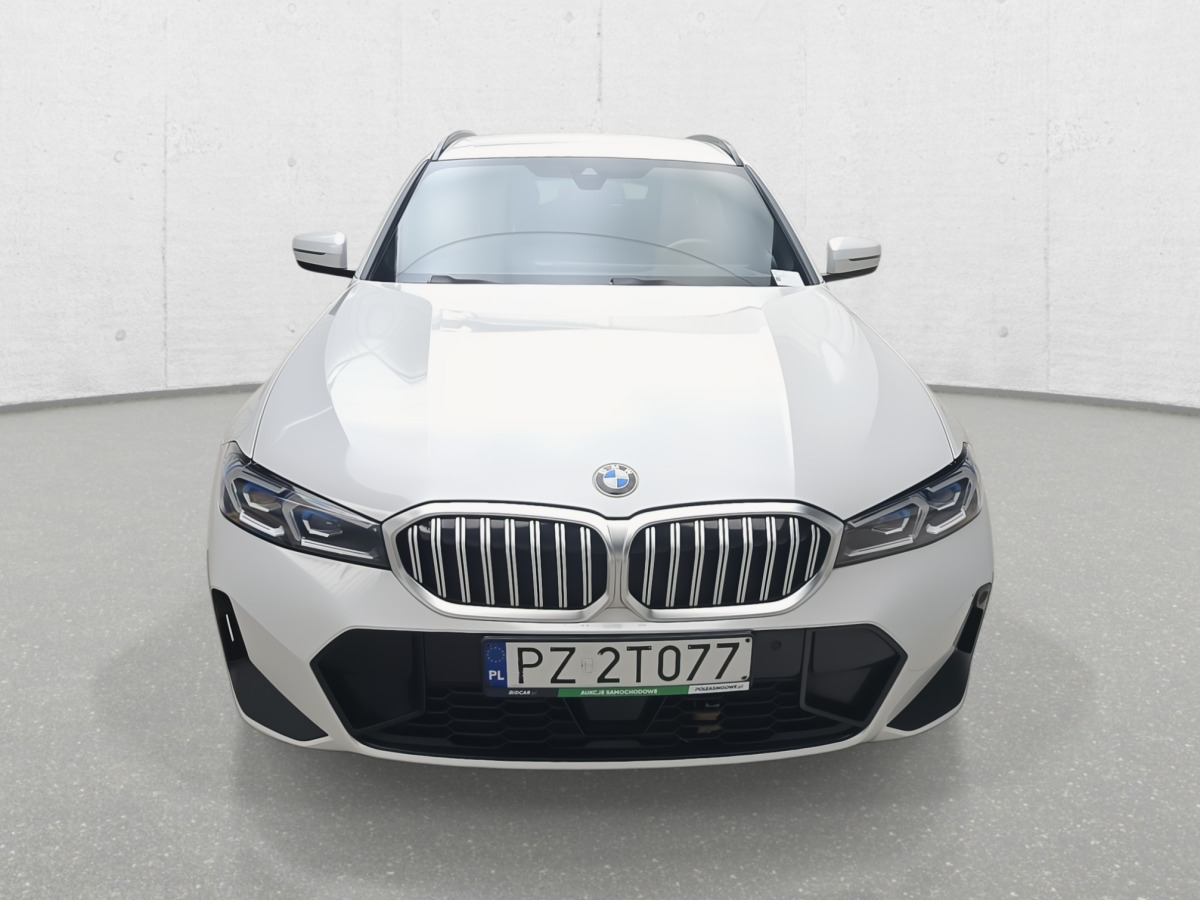 BMW 320D XDRIVE KOMBI - Car: picture 4 BMW 320D XDRIVE KOMBI - Car: picture 4