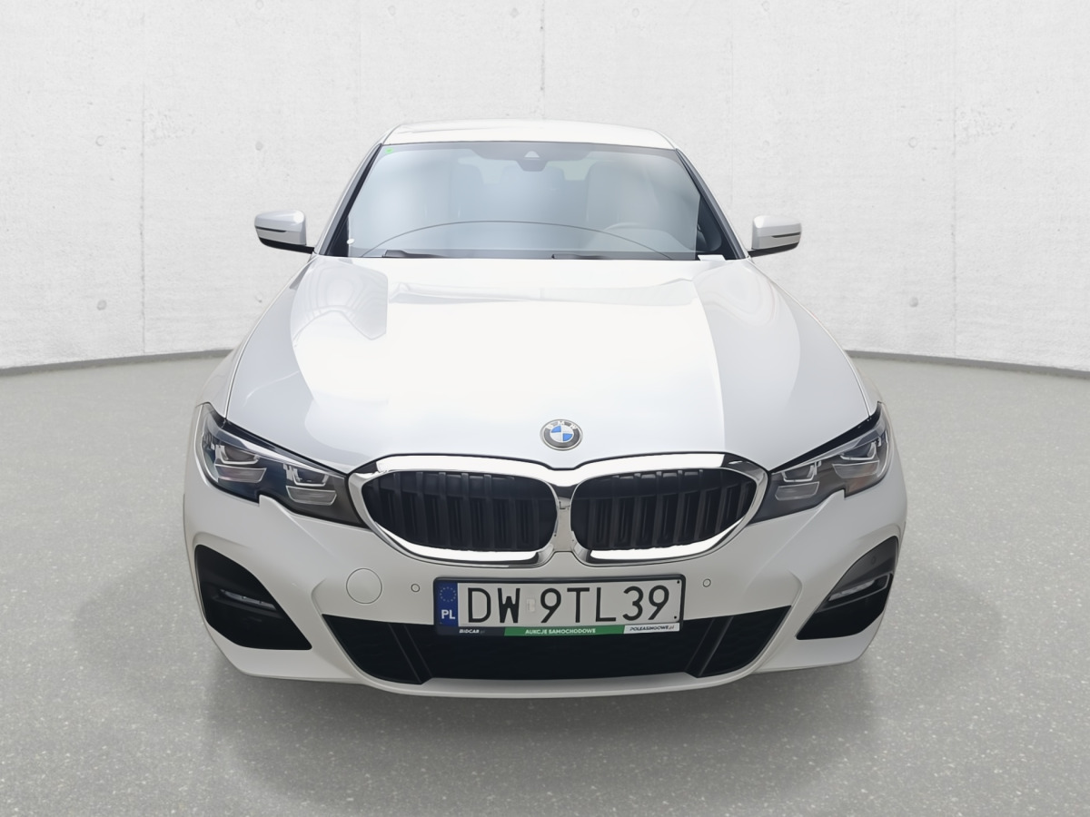 BMW 320D XDRIVE SEDAN - Sedan: picture 4 BMW 320D XDRIVE SEDAN - Sedan: picture 4