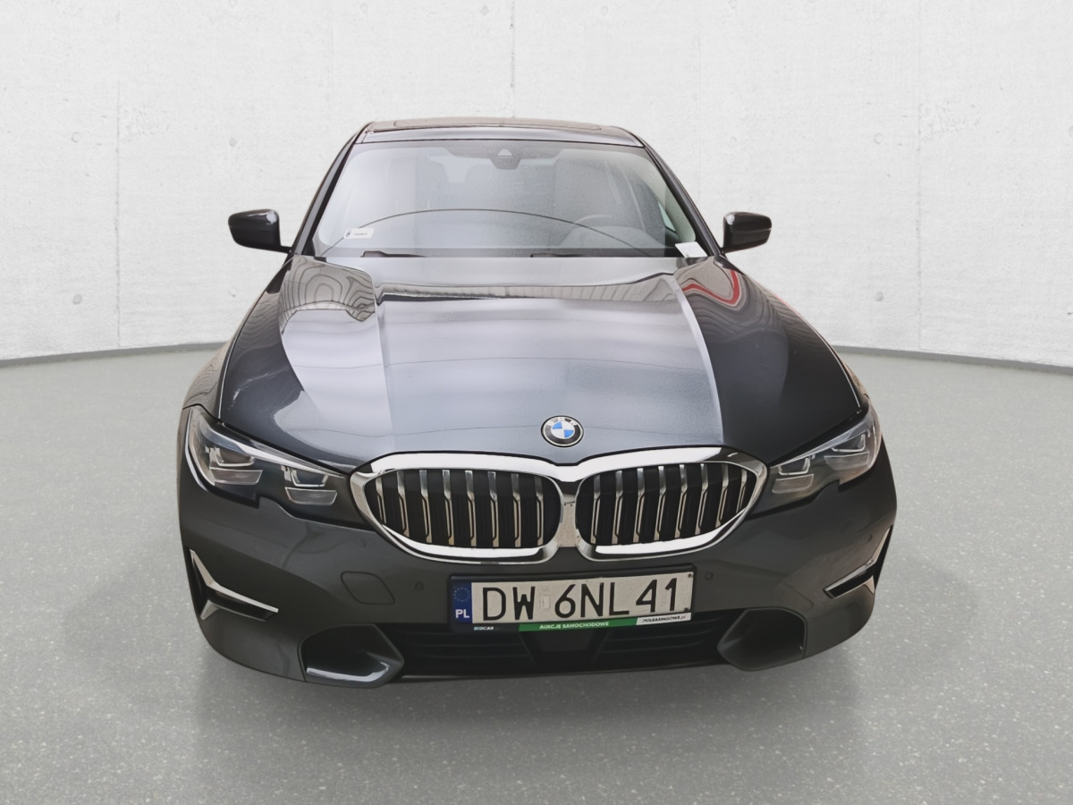 BMW 320D XDRIVE SEDAN - Sedan: picture 4 BMW 320D XDRIVE SEDAN - Sedan: picture 4