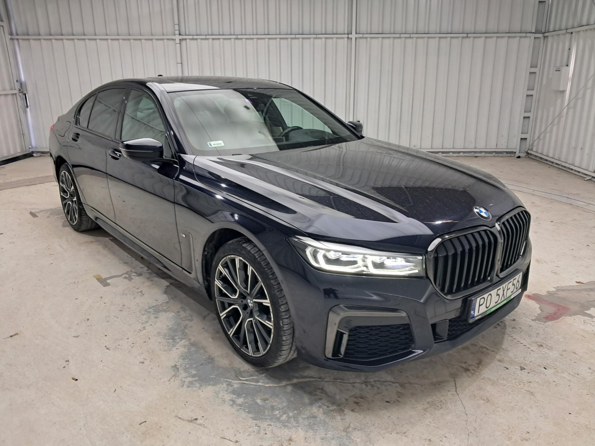 Sedan BMW 730D XDRIVE SEDAN: picture 1