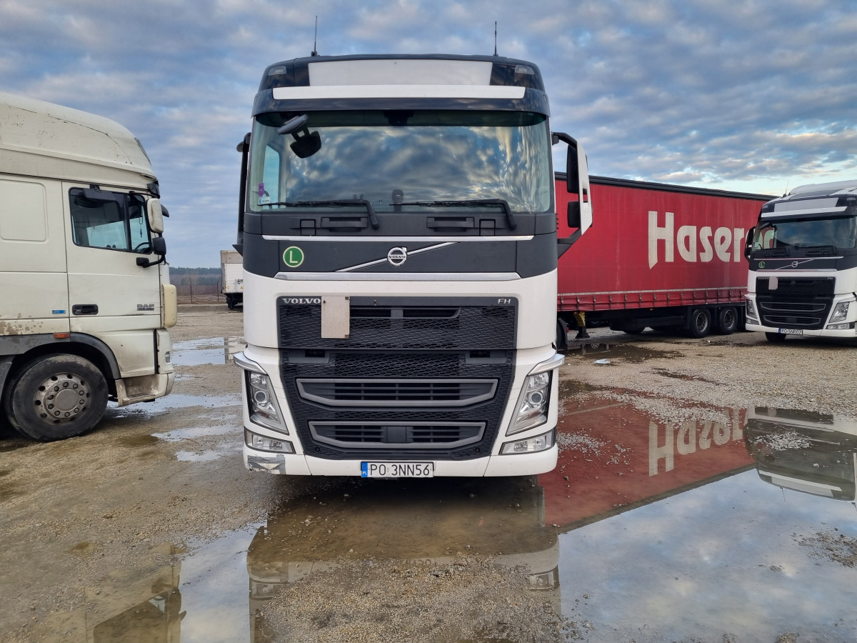 VOLVO FH 460 CIĄGNIK SIODŁOWY - Tractor unit: picture 2 VOLVO FH 460 CIĄGNIK SIODŁOWY - Tractor unit: picture 2