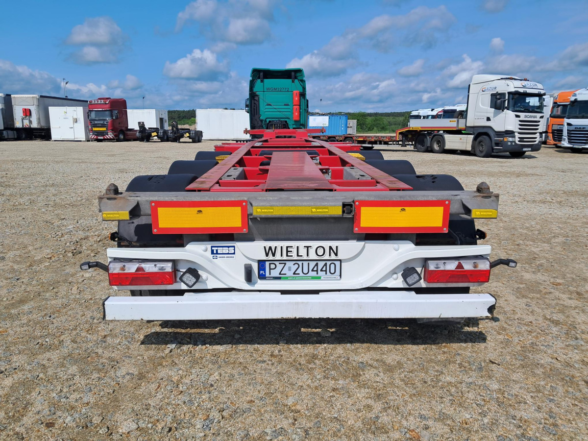WIELTON NS3P KONTENEROWA - Closed box trailer: picture 2 WIELTON NS3P KONTENEROWA - Closed box trailer: picture 2