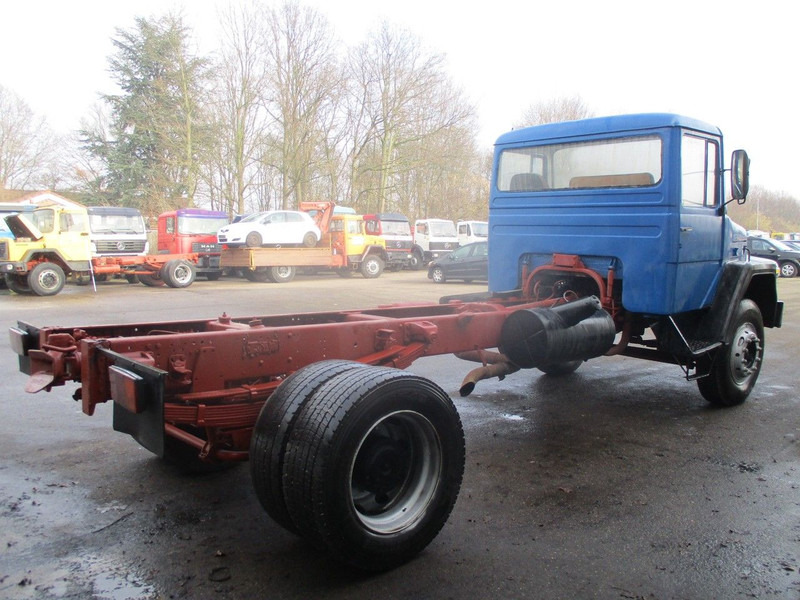 Iveco Magirus Deutz M 160 D 256 , V8 , Manual , Spring suspension - Cab chassis truck: picture 3 Iveco Magirus Deutz M 160 D 256 , V8 , Manual , Spring suspension - Cab chassis truck: picture 3