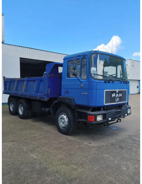 MAN F2000 , 32-322 , 6x4 , ZF Manual , Tipper , Spring Suspension - Tipper: picture 4 MAN F2000 , 32-322 , 6x4 , ZF Manual , Tipper , Spring Suspension - Tipper: picture 4